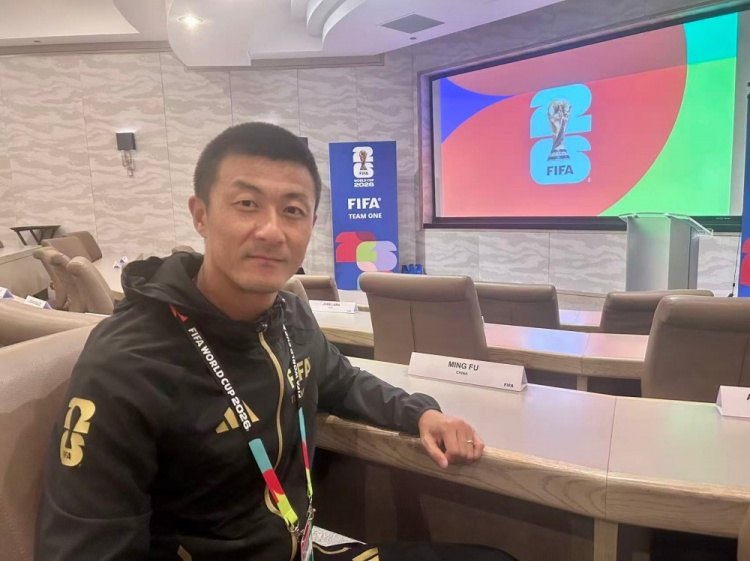 傅明7场世界杯执法零失误 中国裁判首登淘汰赛舞台 傅明7场世界杯执法零失误 中国裁判首登淘汰赛舞台
