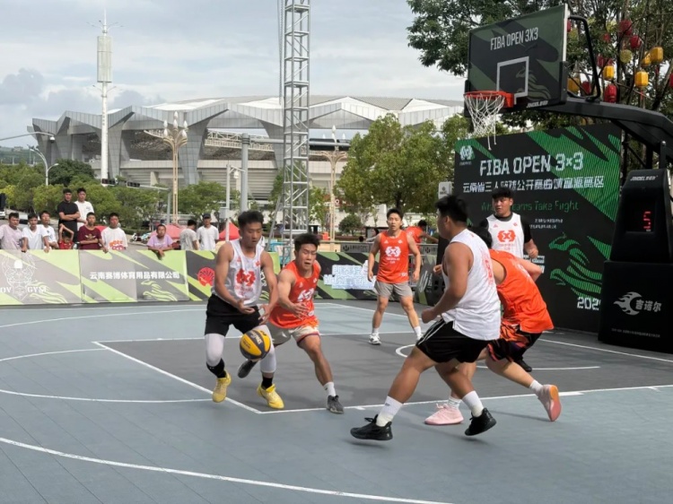 鑫潮商贸21-9碾压厚米夺FIBA Open 3x3富源站冠军 Nobody青年组1分险胜