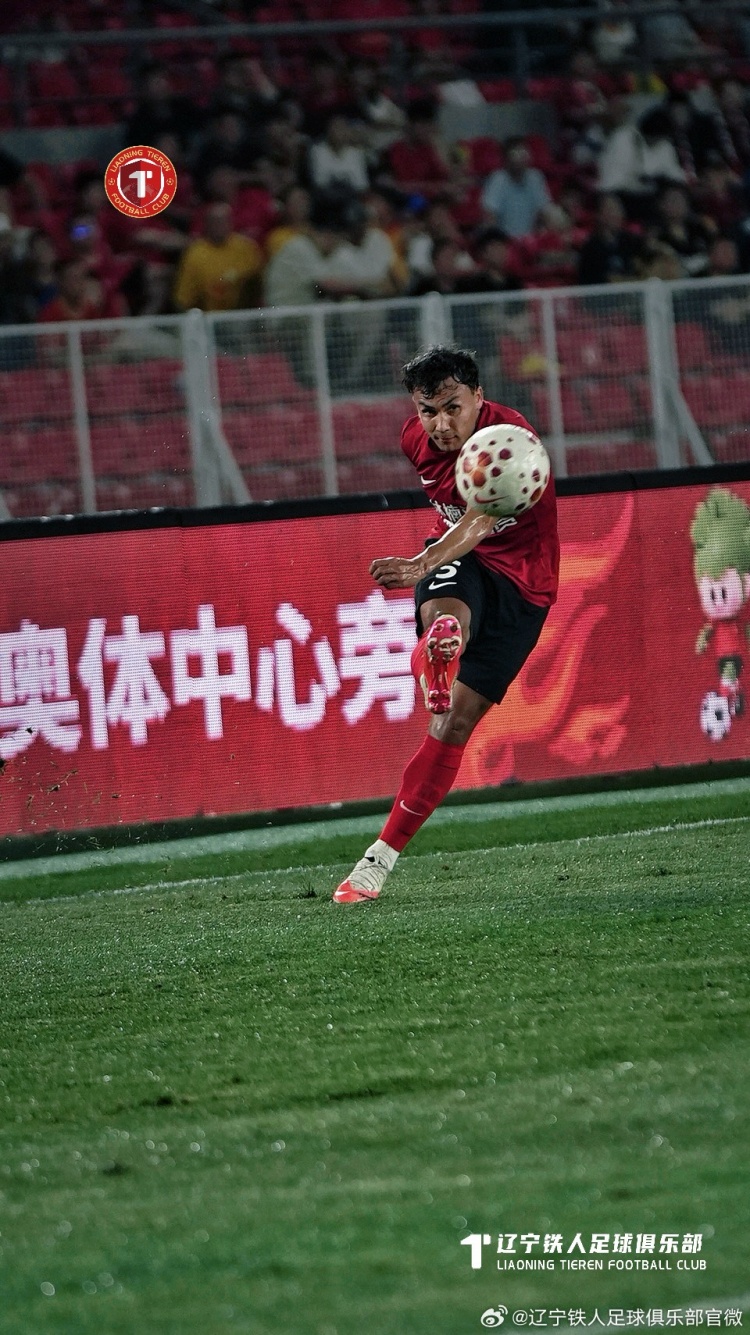 辽宁铁人楠波湾队4-4战平河南俱乐部彩陶坊队